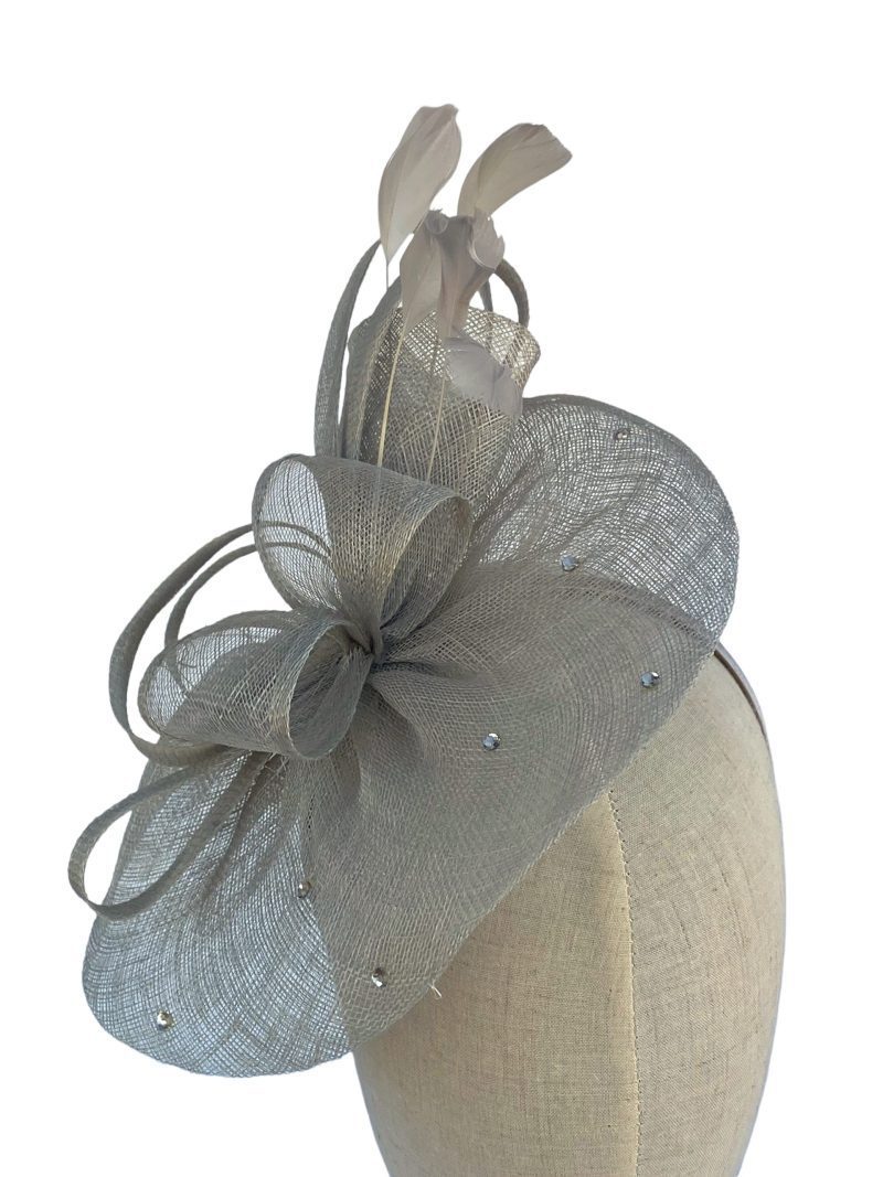 Light Grey Sinamay Bow and Diamante Fascinator - Image 3