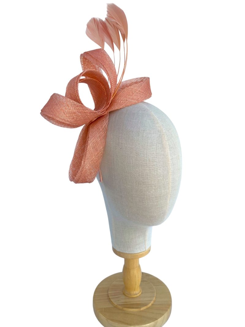 Elegant Salmon Pink Sinamay Bow Fascinator - Image 5
