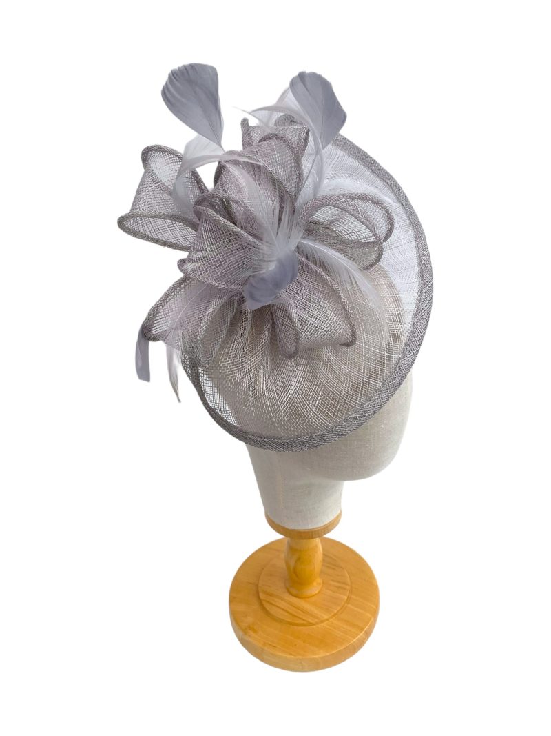 Grey Sinamay Bow and Feather Teardrop Fascinator - Image 3